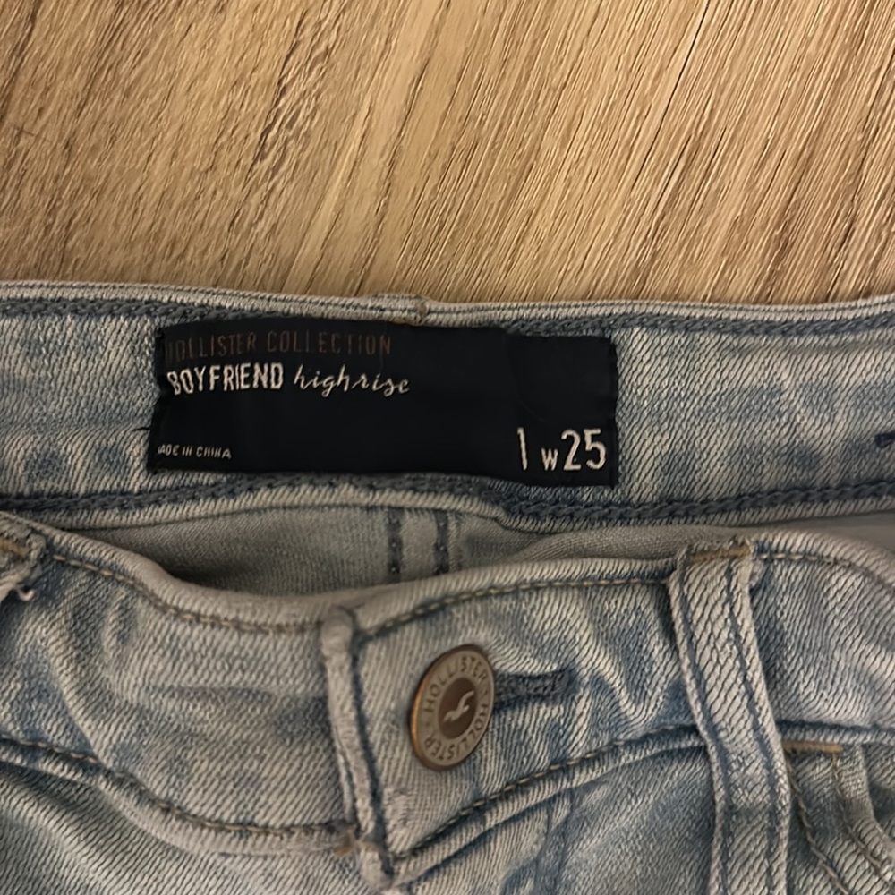 Jeans - Picture 2 of 3